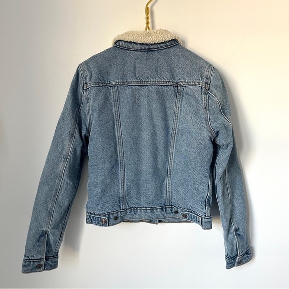 NWT Levi Strauss & Co Denim Blue Jean Sherpa Lined Original Trucker Jacket Small - Picture 3 of 9